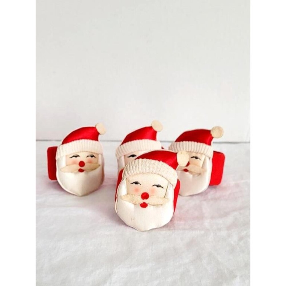 Vintage Santa Claus Fabric Napkin Ring Holders Set of 4 in Original Box